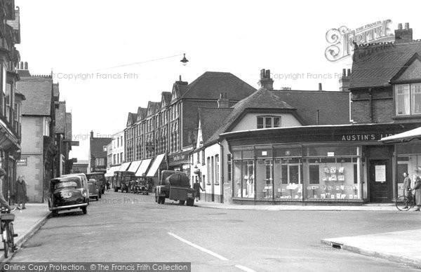 Photo of Petersfield, Chapel Street c.1955