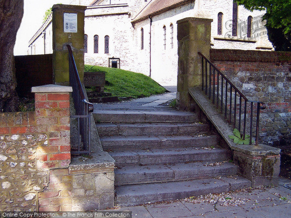 Photo of Petersfield, Jolliffe Steps 2005