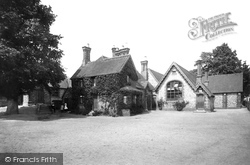 School 1898, Petersfield