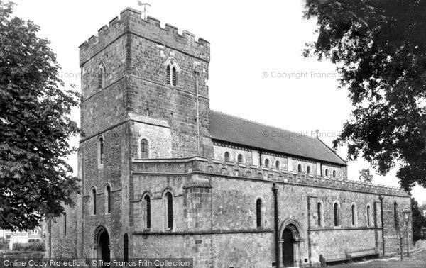 Photo of Petersfield, St Peter's Church c.1955