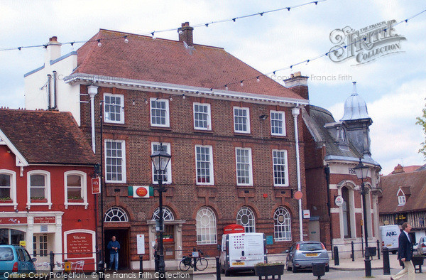 Photo of Petersfield, The Post Office 2005