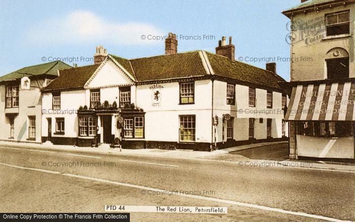 Photo of Petersfield, The Red Lion c.1955