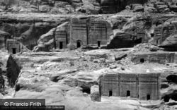 Tombs And Theatre 1965, Petra