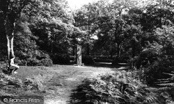 Willett Woods, The Willett Memorial c.1960, Petts Wood