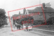 Children In Angel Street 1908, Petworth