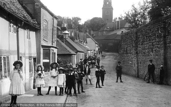 Photo of Petworth, Children In North Street 1908