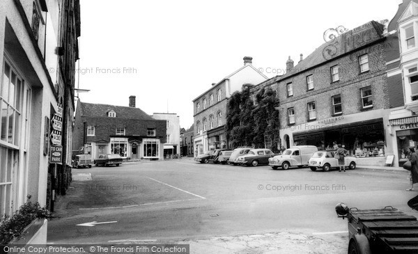 Photo of Petworth, Market Square c.1965