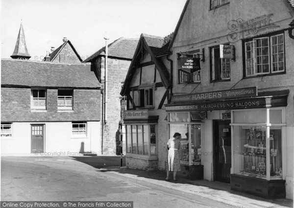 Photo of Petworth, Saddler's Row c.1950