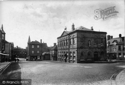 The Square 1906, Petworth
