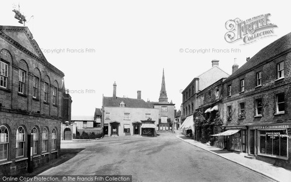 Photo of Petworth, The Square 1906