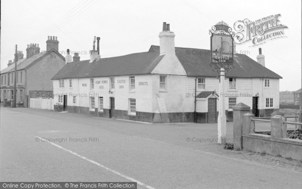 Photo of Pevensey Bay, Castle Inn c.1951