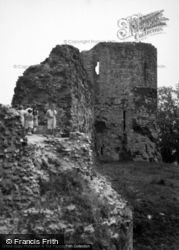 Castle 1952, Pevensey