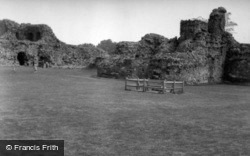 Castle 1952, Pevensey