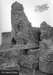 Castle c.1955, Pevensey