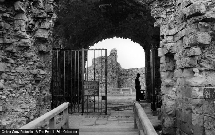 Photo of Pevensey, Entrance To The Castle c.1955