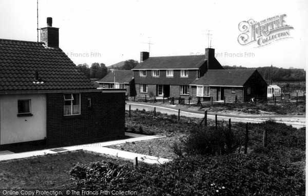 Photo of Pewsey, Canal Close c.1960