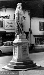 King Alfred Statue c.1960, Pewsey