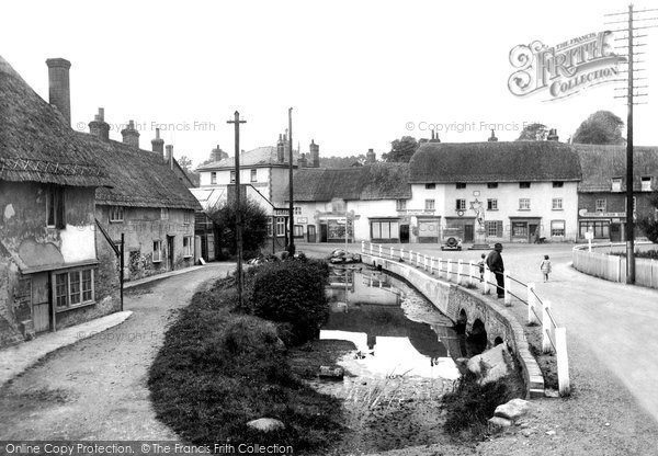 Photo of Pewsey, Market Place 1929