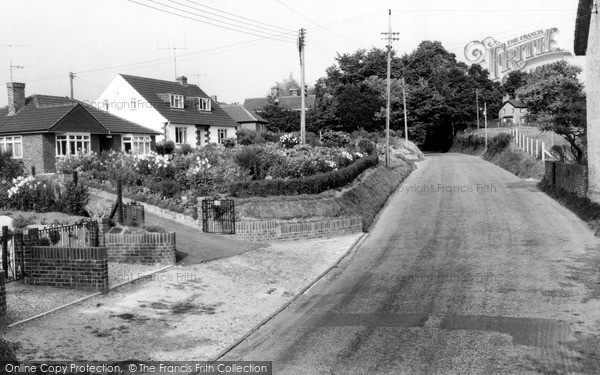 Photo of Pewsey, Milton Road c.1960