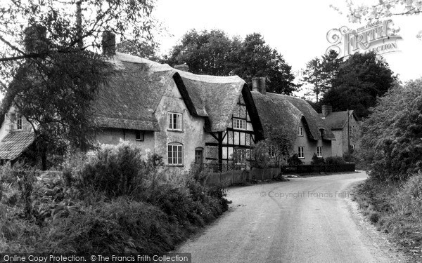 Photo of Pewsey, Sharcott c.1960