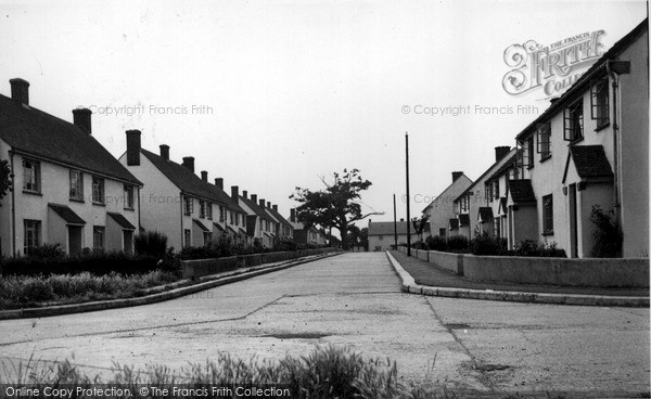 Photo of Pewsey, Stratton Road c.1955