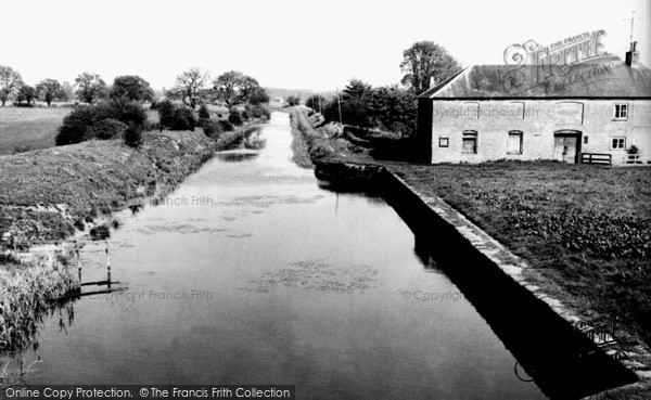 Photo of Pewsey, The Canal c.1965