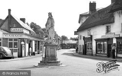 The King Alfred Statue c.1955, Pewsey