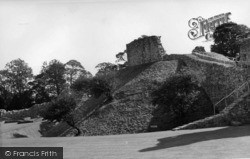 The Castle c.1955, Pickering