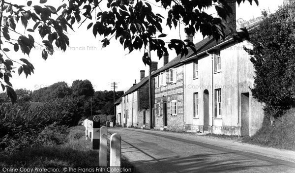 Photo of Piddlehinton, The Village c.1955