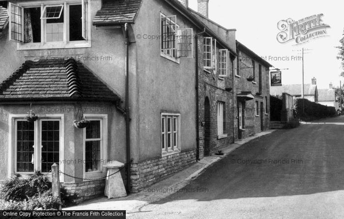 Photo of Piddletrenthide, The Poachers Inn c.1960