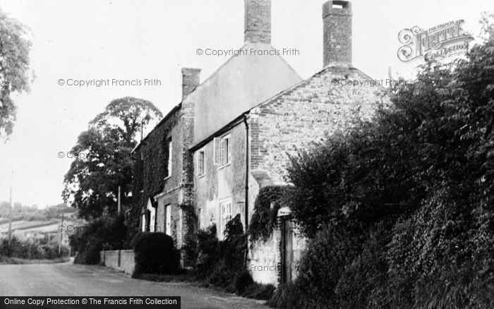 Photo of Piddletrenthide, The Village c.1960