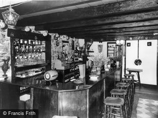 Pillaton, the Ale Room, The Weary Friar c1955