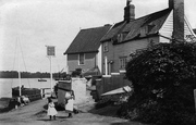 The Butt And Oyster Inn 1909, Pin Mill