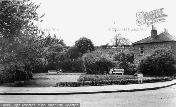 Photo of Pinner, Memorial Gardens c.1960