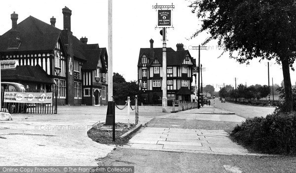 Photo of Pitsea, Railway Hotel And London Road c.1955