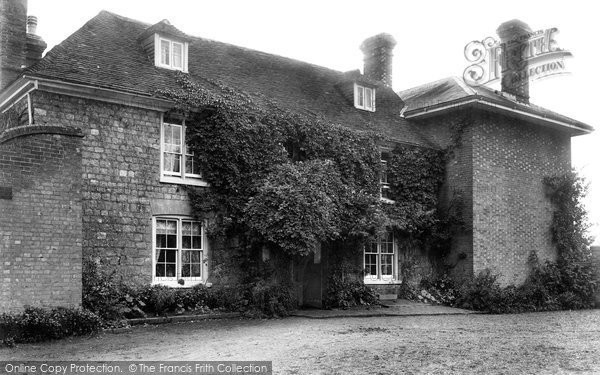 Photo of Plaxtol, Puttenden Manor 1901
