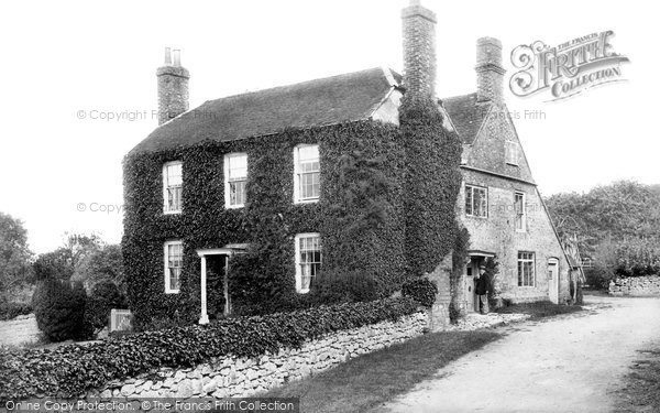 Photo of Plaxtol, Roughway House 1901