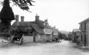 Village 1901, Plaxtol