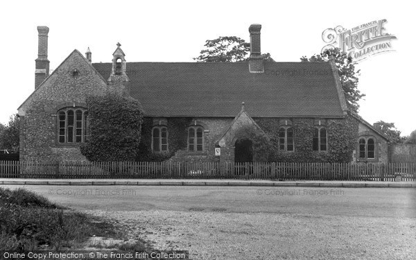 Photo of Pluckley, The School c.1950