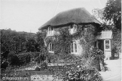 Apple Tree Cottage 1893, Plymouth