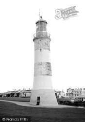 Smeaton's Tower c.1950, Plymouth