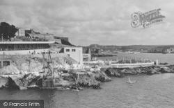 Swimming Cove 1940, Plymouth