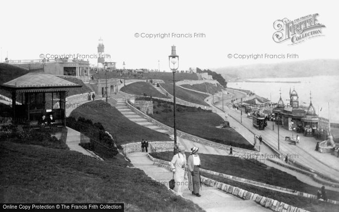 Photo of Plymouth, The Hoe, Smeaton's Tower And Bandstand 1913