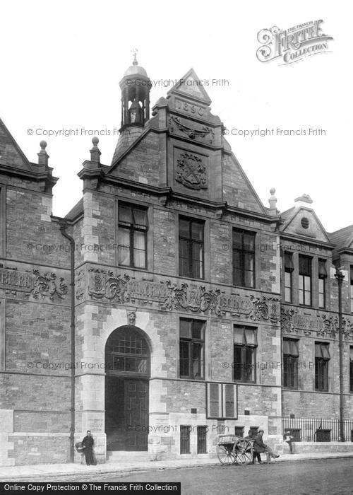 Photo of Plymouth, Workmen 1895