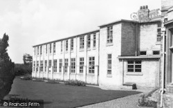 The New School, 'lyndhurst' c.1960, Pocklington