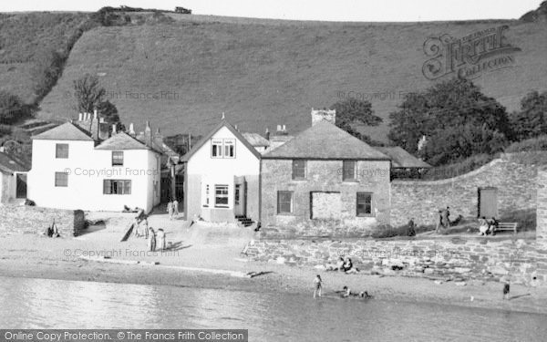 Photo of Polkerris, Holidaymakers On The Shore c.1955
