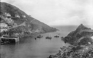 The Harbour Entrance 1924, Polperro