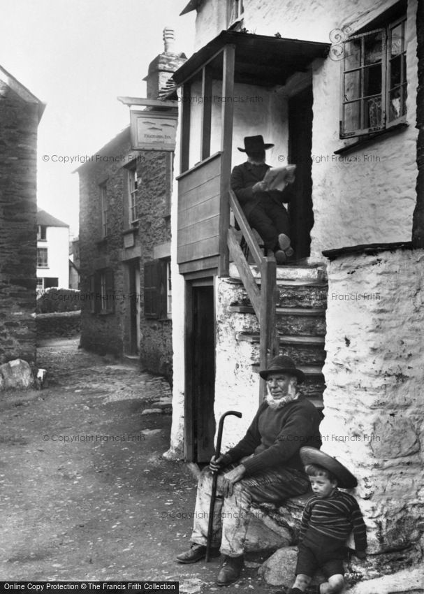 Polperro, The Pilchards Inn 1907