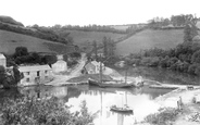 The Quay 1893, Pont