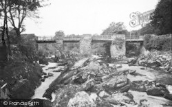 Pont-Y-Pant, The Bridge c.1935, Pont-Y-Pant